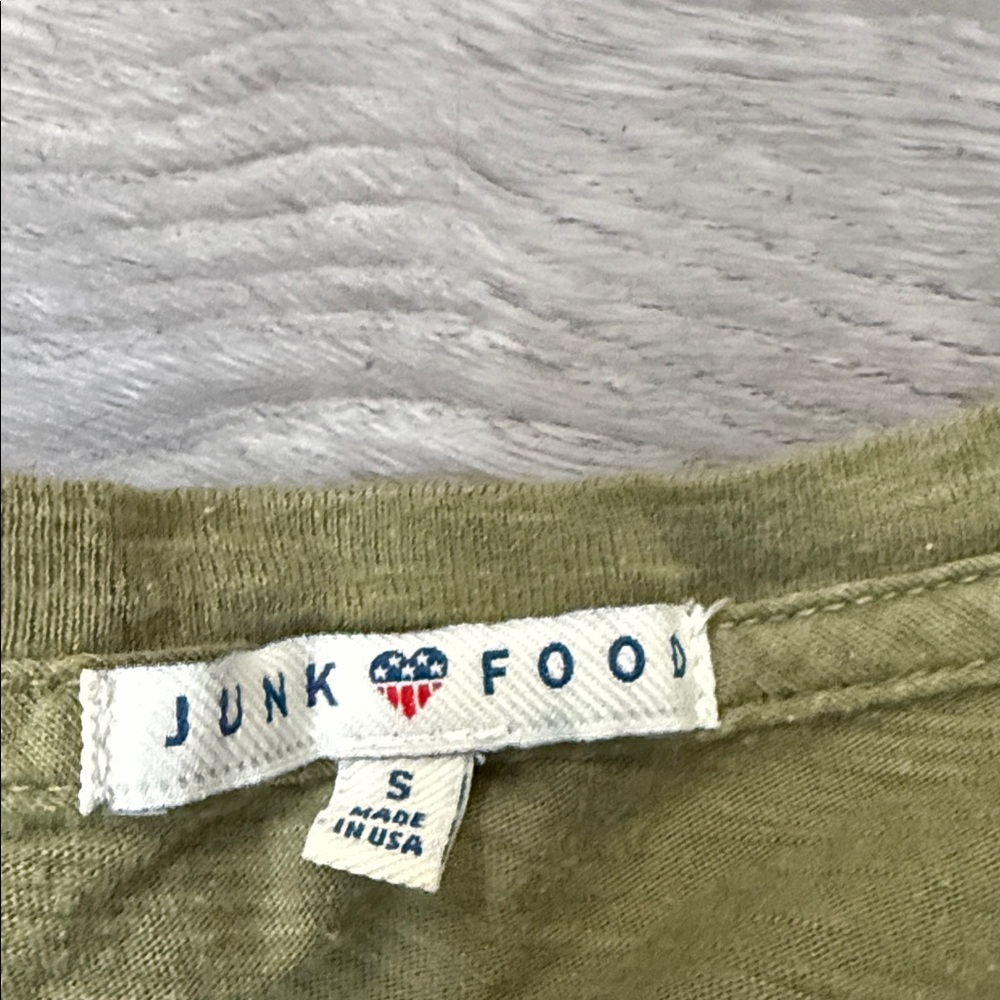 Grateful Dead 1987 T-Shirt in Olive with Pink Logo - Picture 3 of 4